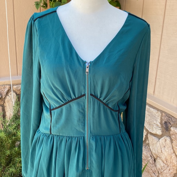 Retro Emerald Green Long Sleeve Dress NWOT - Picture 2 of 5